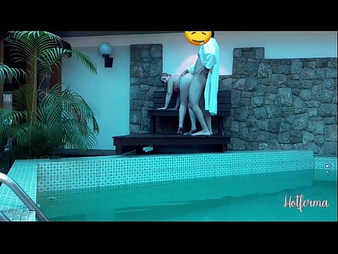 ❤️ Bosi fton shërbëtoren në pishinë, por nuk mundi t'i rezistonte një nxehtësie ❤️ Porno fb në sq.https-tubsexer.ru ﹏